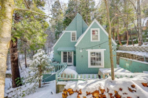 Walkable Green Gables Cottage in Lake Arrowhead